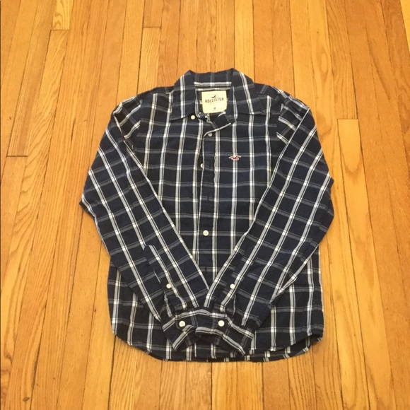 Hollister Men’s Button Down Shirt - Picture 3 of 3